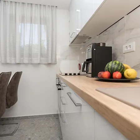 Villa Lovric Makarska Extérieur photo